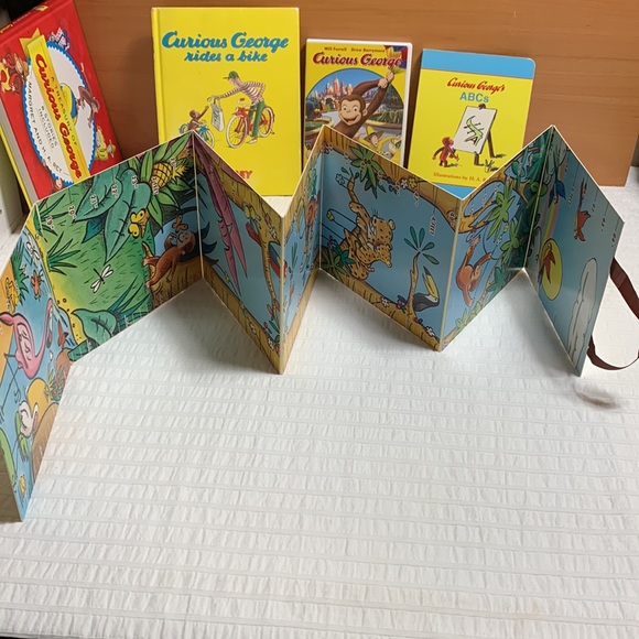 Curious George Collection - Vintage to Current - Picture 4 of 16